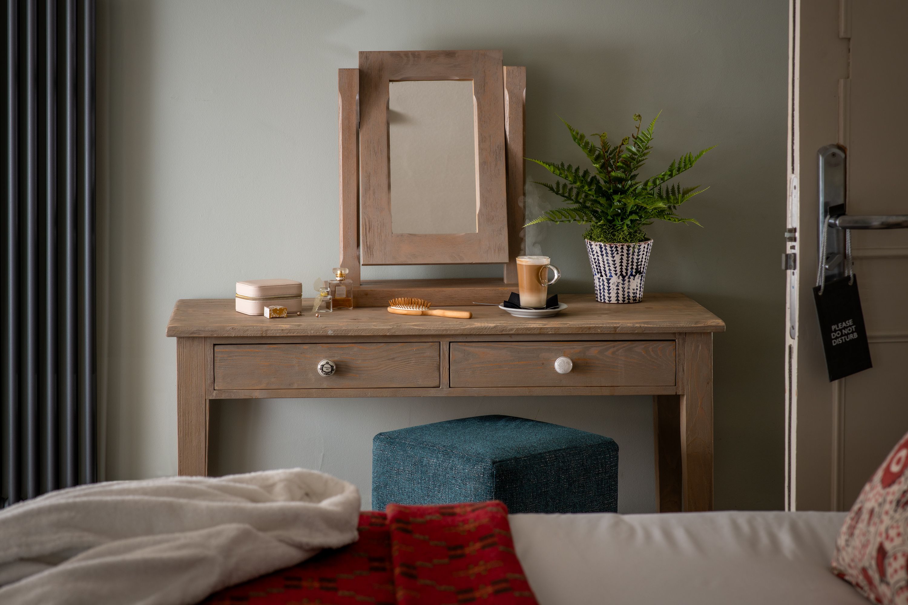 character room desk